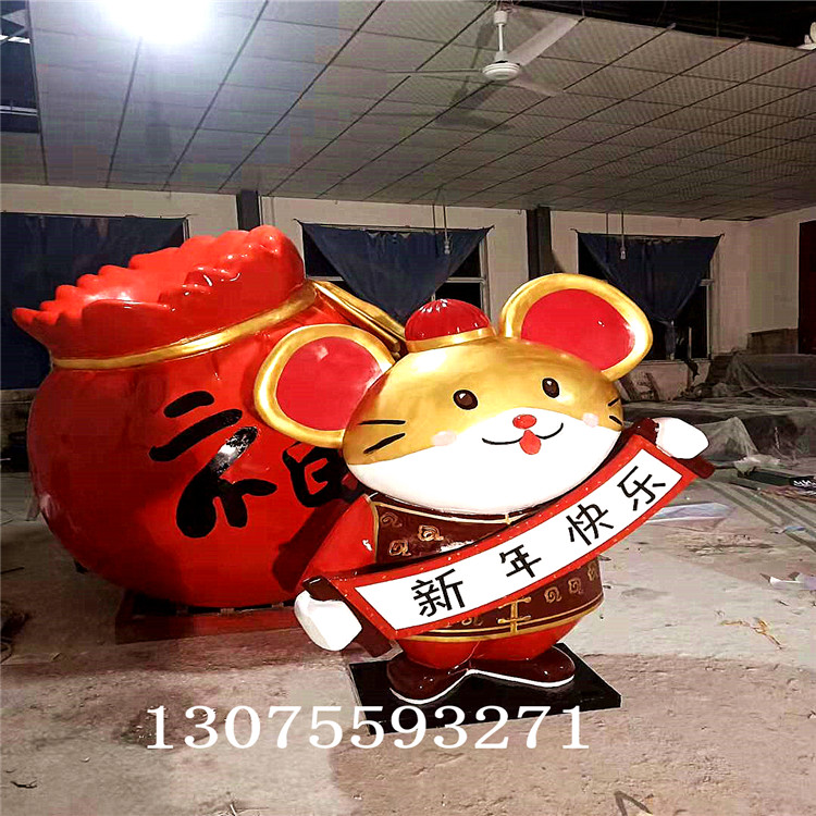 合肥雕塑厂家：玻璃钢雕塑后期的色彩问题如何处理？